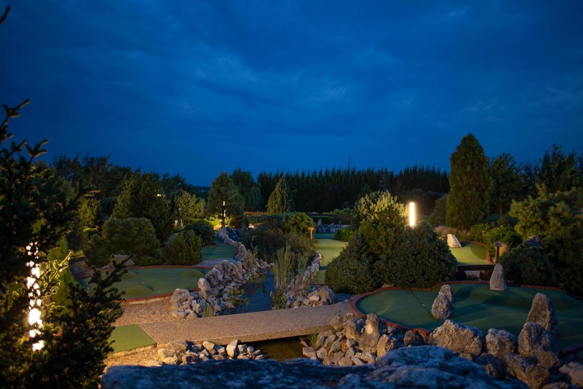 Amenity Penzion Horni Vestonice Exterior foto